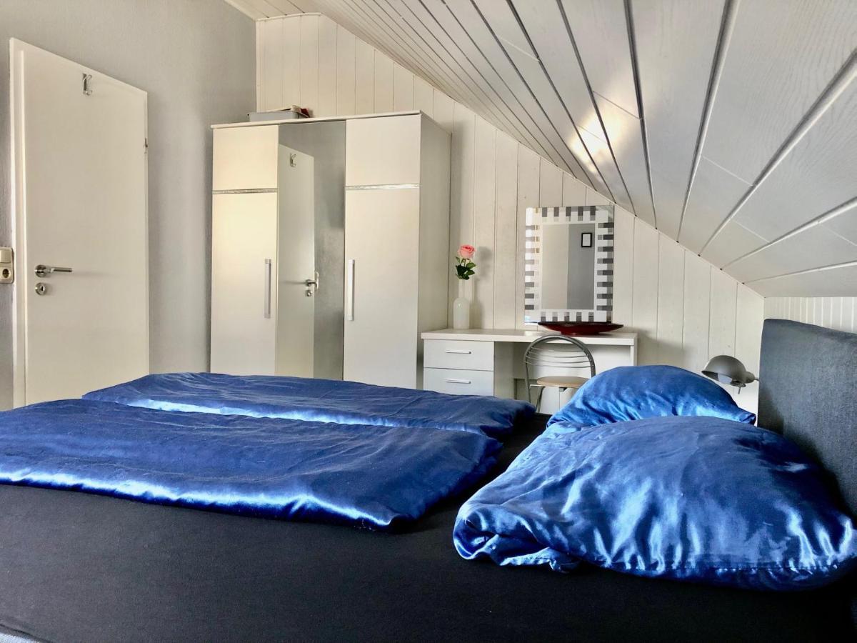 Gaestezimmer Beate Und Ferienwohnung Rheda Wiedenbrueck Exteriör bild