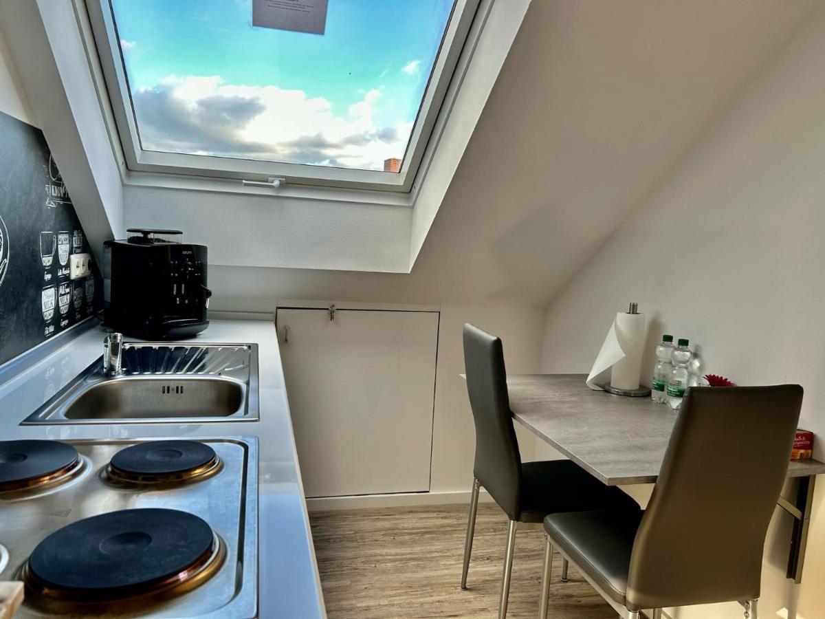 Gaestezimmer Beate Und Ferienwohnung Rheda Wiedenbrueck Exteriör bild